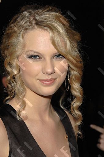 50th Annual GRAMMY Award Nominations - taylorweb0487 - Taylor Swift Web